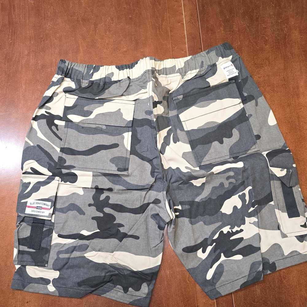 Camouflage Cargo Men Shorts